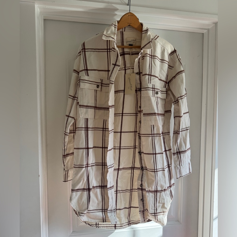 Universal thread plaid shirt
